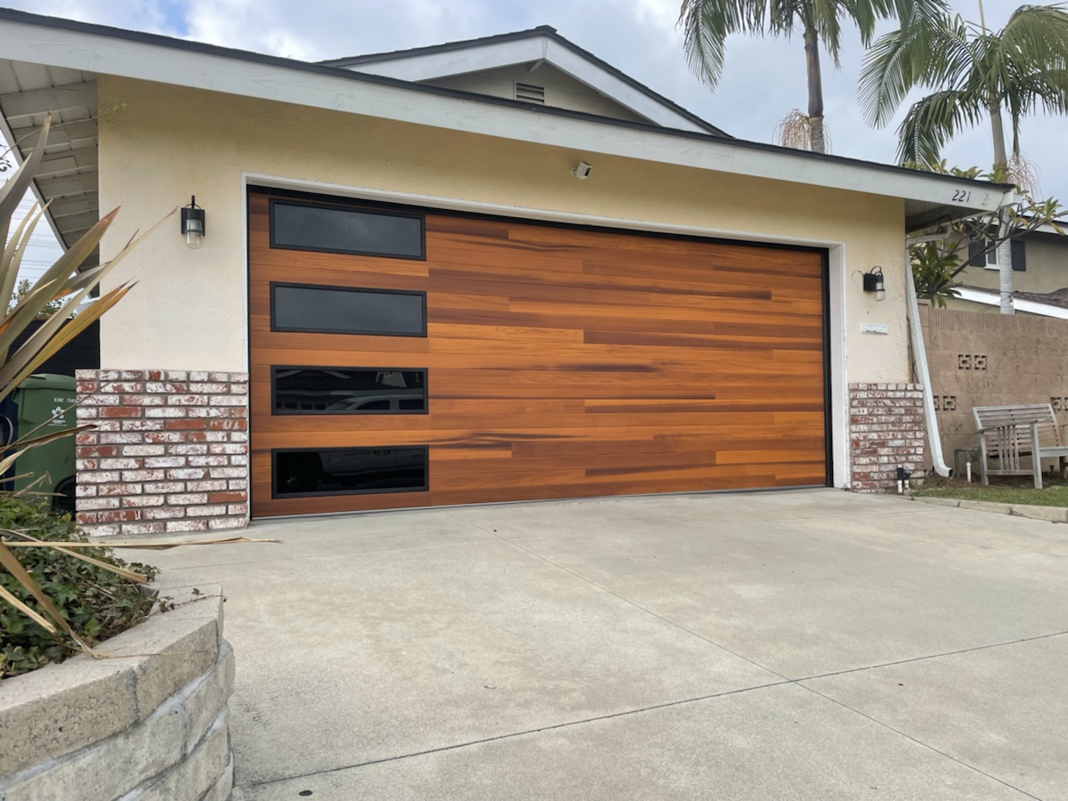 CHI GARAGE DOOR - CityScape Garage Doors